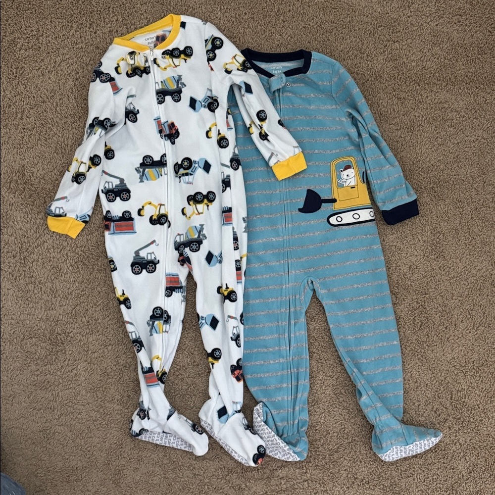 Carter’s Boys Pajamas 2-Pack Size 3T Footed Sleepers Trucks & Stripes